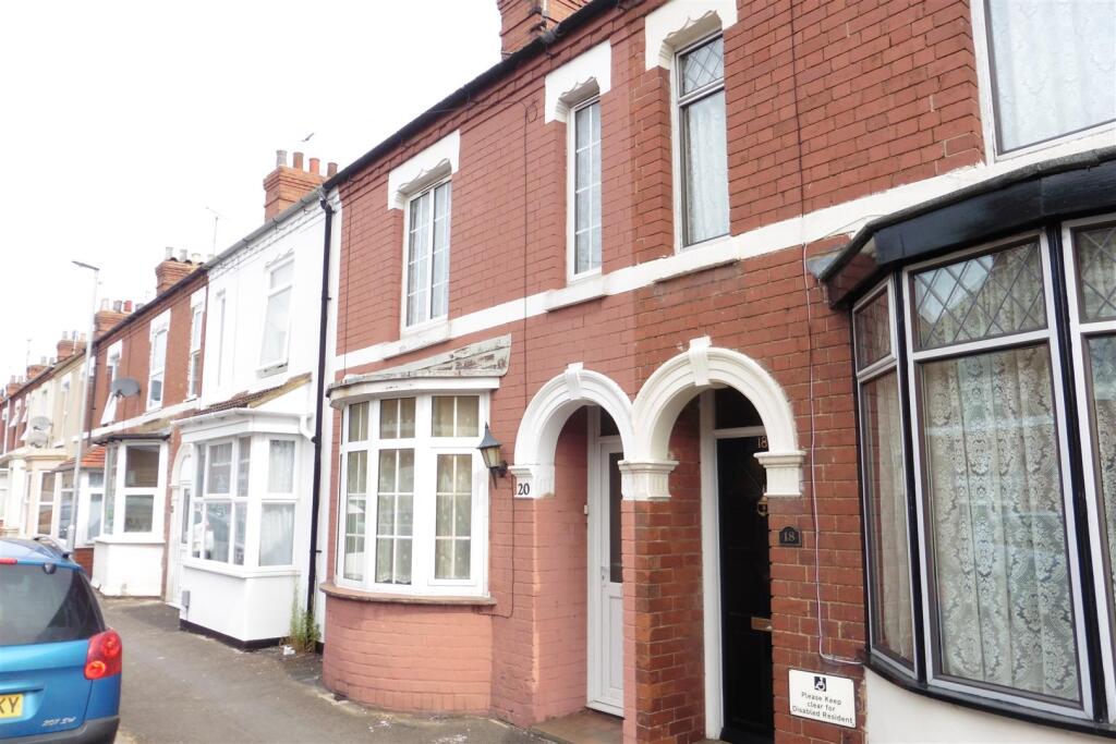 3 bed Mid Terraced House for rent in Rushden. From Prime Choice Ltd - Rushden