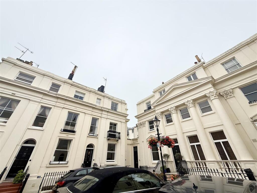 1 bed 1st Floor Flat for rent in Brighton and Hove. From Priors - Hove 1 bed 1st Floor Flat for rent in Brighton and Hove. From Priors - Hove