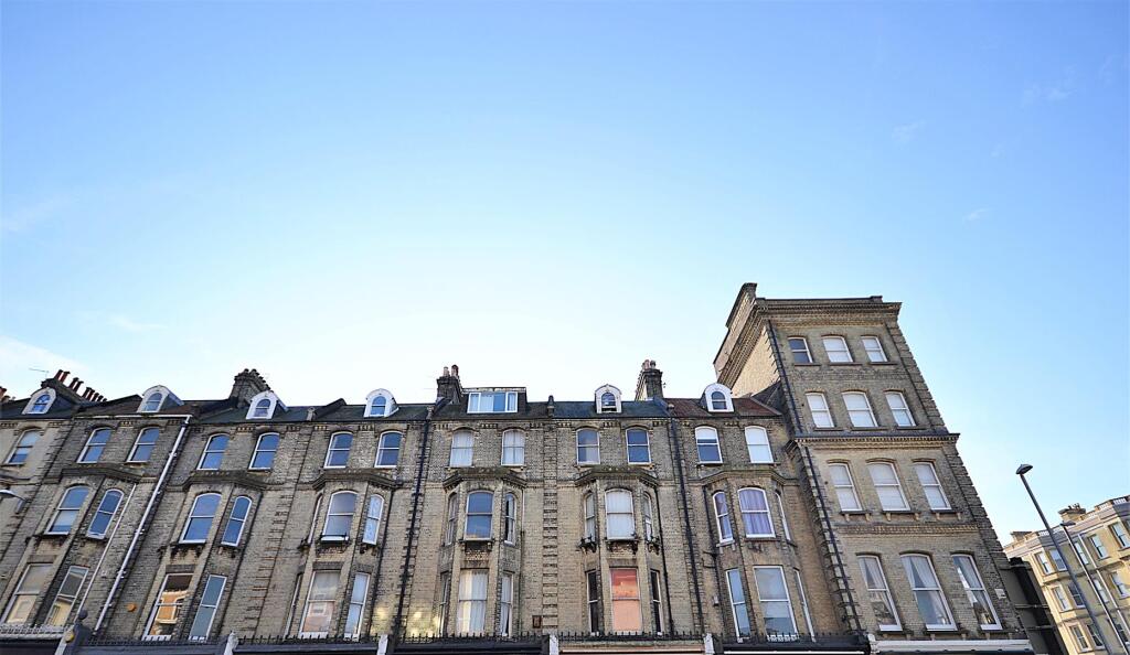 3 bed 1st Floor Flat for rent in Brighton and Hove. From Priors - Hove 3 bed 1st Floor Flat for rent in Brighton and Hove. From Priors - Hove