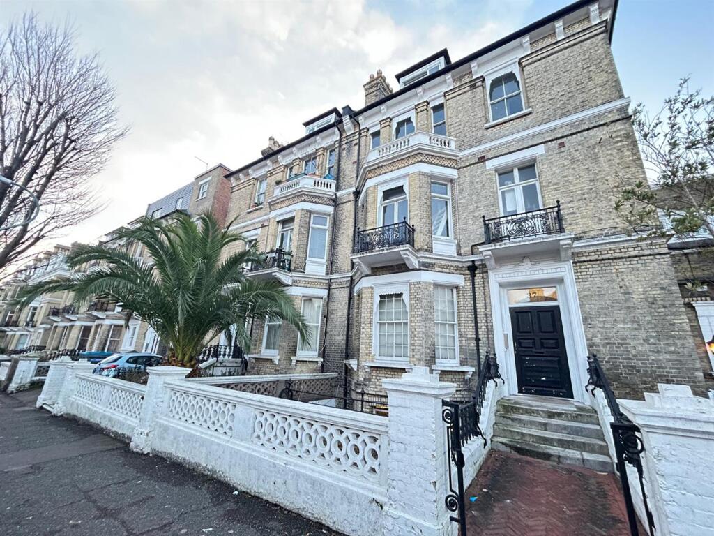 0 bed 1st Floor Flat for rent in Brighton and Hove. From Priors - Hove 0 bed 1st Floor Flat for rent in Brighton and Hove. From Priors - Hove