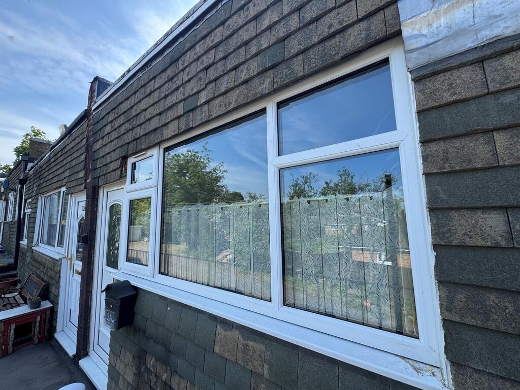 2 bed 1st Floor Flat for rent in Pleasington. From Proctors Estate Agency - Darwen