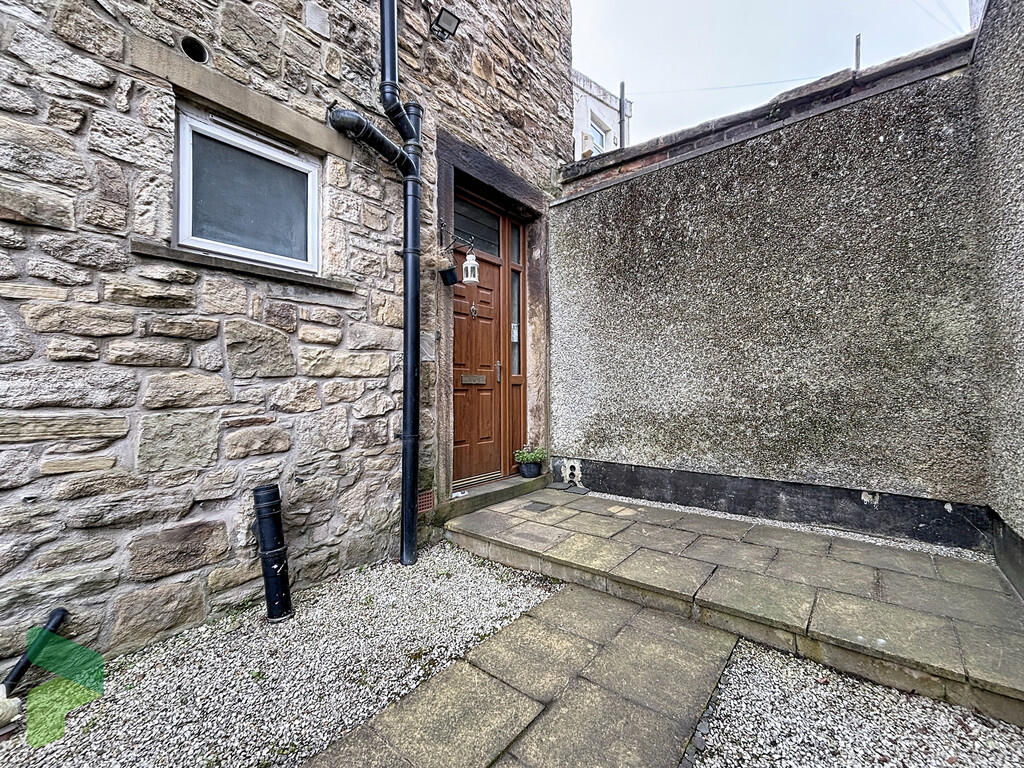 1 bed 1st Floor Flat for rent in Darwen. From Proctors Estate Agency - Darwen