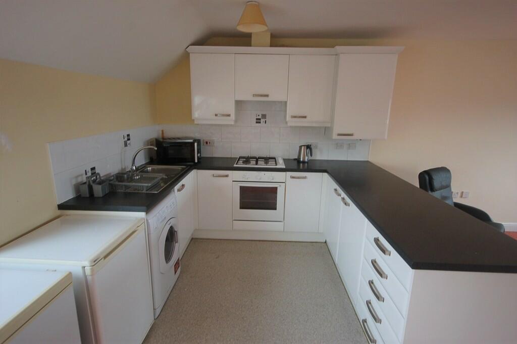 2 bed Apartment for rent in Blackburn. From Proctors Estate Agency - Darwen
