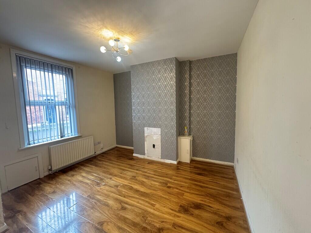 2 bed Mid Terraced House for rent in Blackburn. From Proctors Estate Agency - Darwen 2 bed Mid Terraced House for rent in Blackburn. From Proctors Estate Agency - Darwen