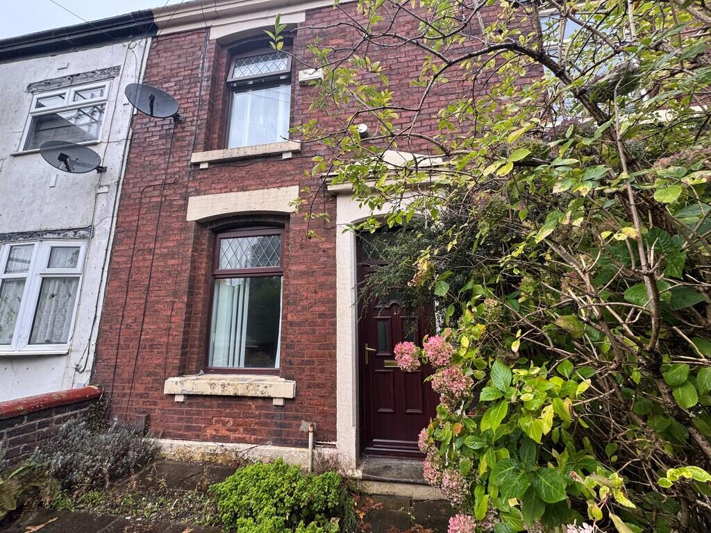 2 bed Mid Terraced House for rent in Pleasington. From Proctors Estate Agency - Darwen 2 bed Mid Terraced House for rent in Pleasington. From Proctors Estate Agency - Darwen