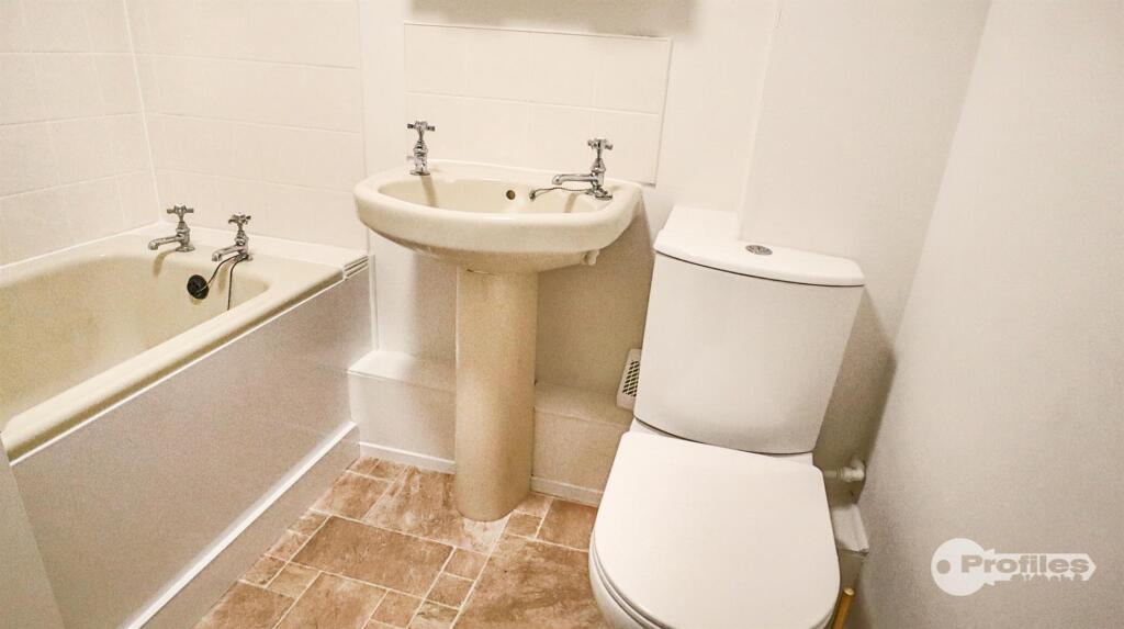 1 bed 1st Floor Flat for rent in Earl Shilton. From Profiles Estate Agents - Hinckley