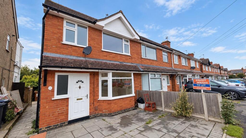 3 bed Mid Terraced House for rent in Hinckley. From Profiles Estate Agents - Hinckley 3 bed Mid Terraced House for rent in Hinckley. From Profiles Estate Agents - Hinckley