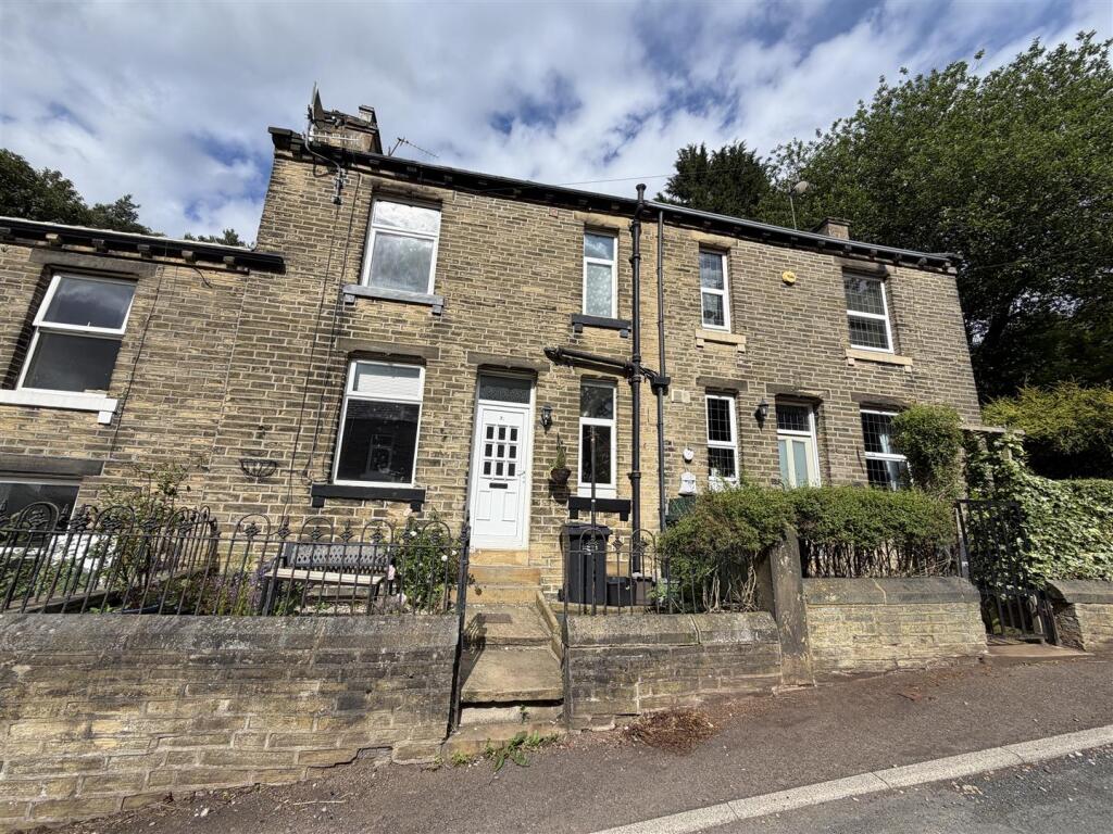 1 bed Cottage for rent in Stump Cross. From Property @ Kemp and Co - Halifax