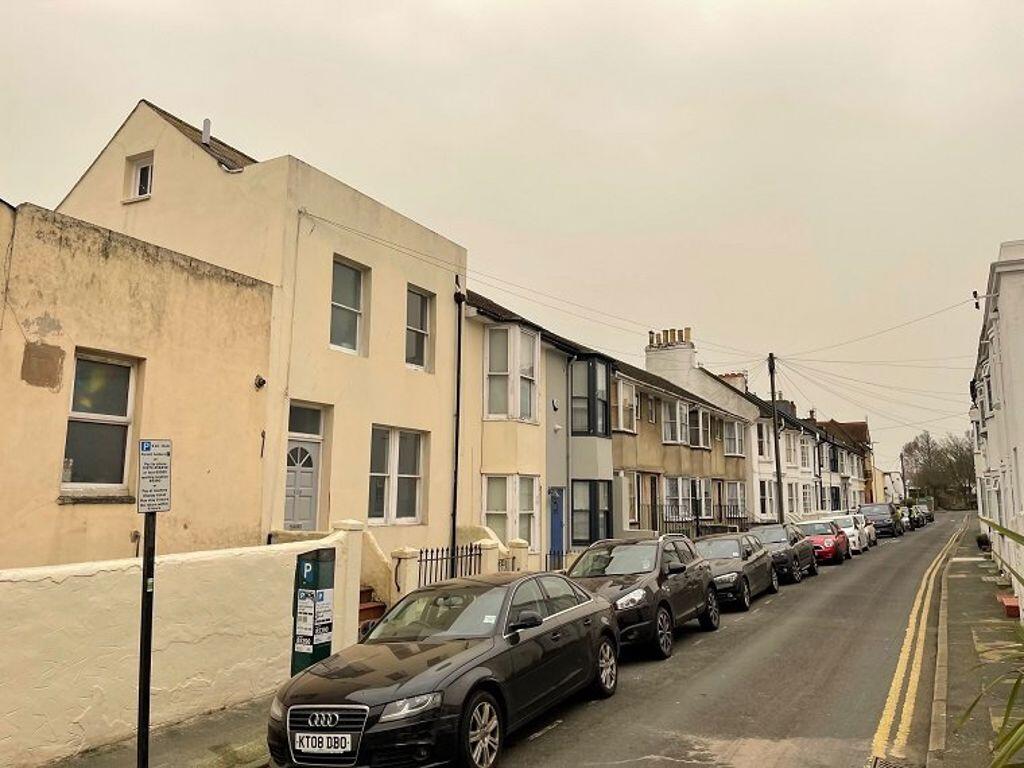 2 bed Annexe for rent in Brighton and Hove. From Property Plus Lettings - Hove 2 bed Annexe for rent in Brighton and Hove. From Property Plus Lettings - Hove