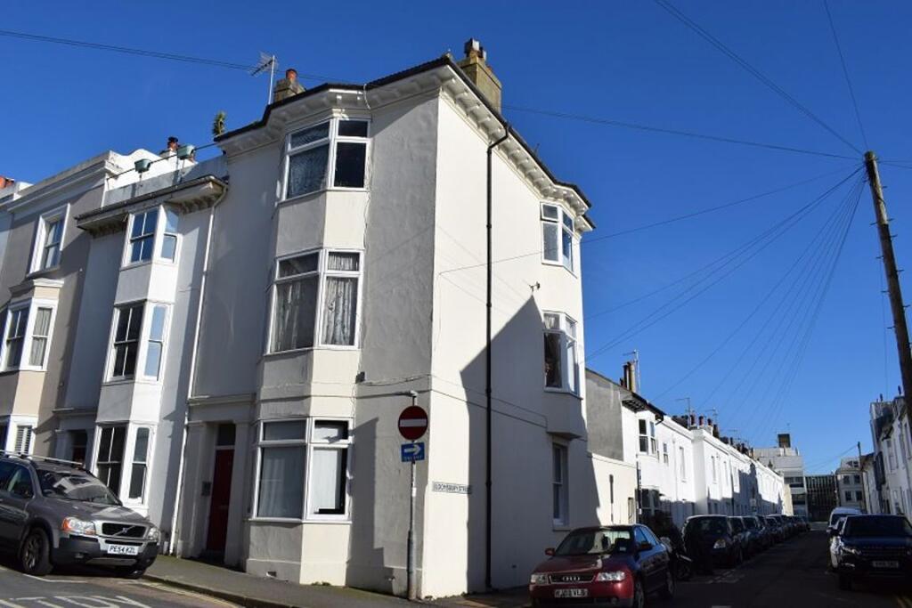 4 bed Apartment for rent in Ovingdean. From Property Plus Lettings - Hove 4 bed Apartment for rent in Ovingdean. From Property Plus Lettings - Hove