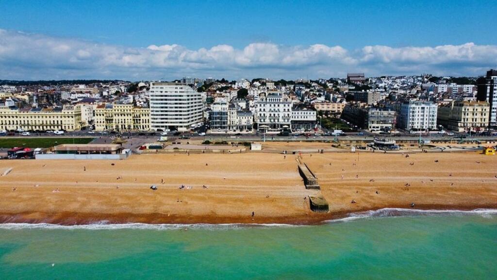 1 bed 1st Floor Flat for rent in Brighton and Hove. From Property Plus Lettings - Hove