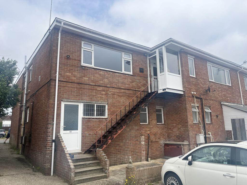 2 bed 1st Floor Flat for rent in Wareham. From Purbeck Property - Wareham