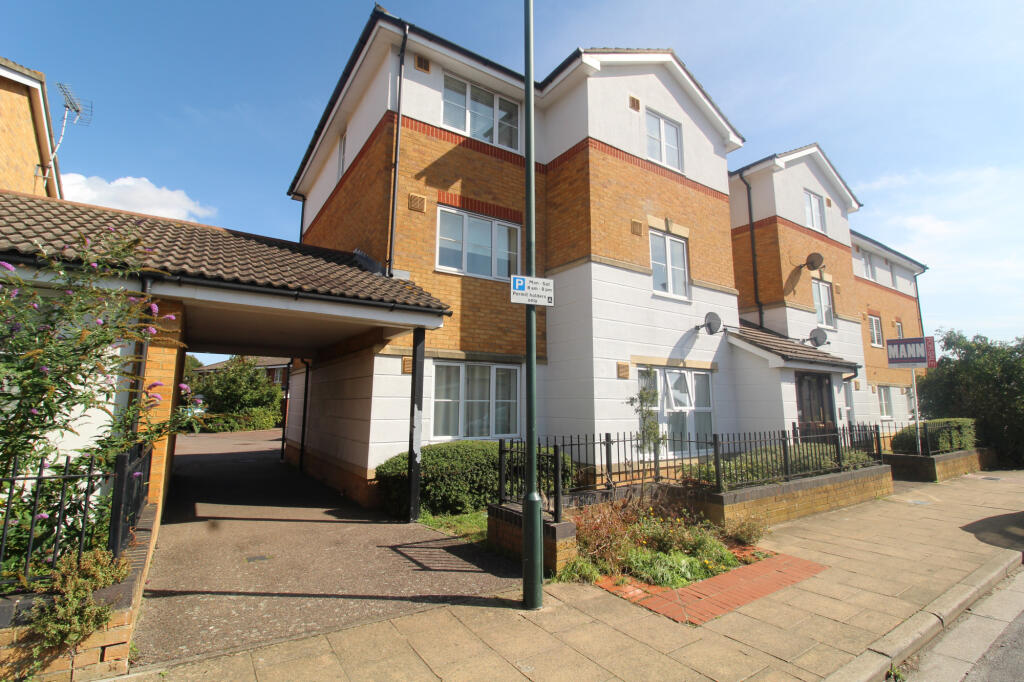 2 bed 1st Floor Flat for rent in Gillingham. From Purpleproperty - Gillingham