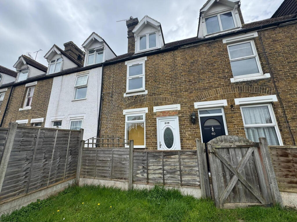 1 bed 1st Floor Flat for rent in Moor Street. From Purpleproperty - Gillingham