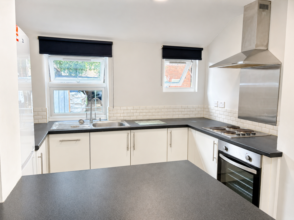 1 bed Annexe for rent in Sittingbourne. From Purpleproperty - Gillingham