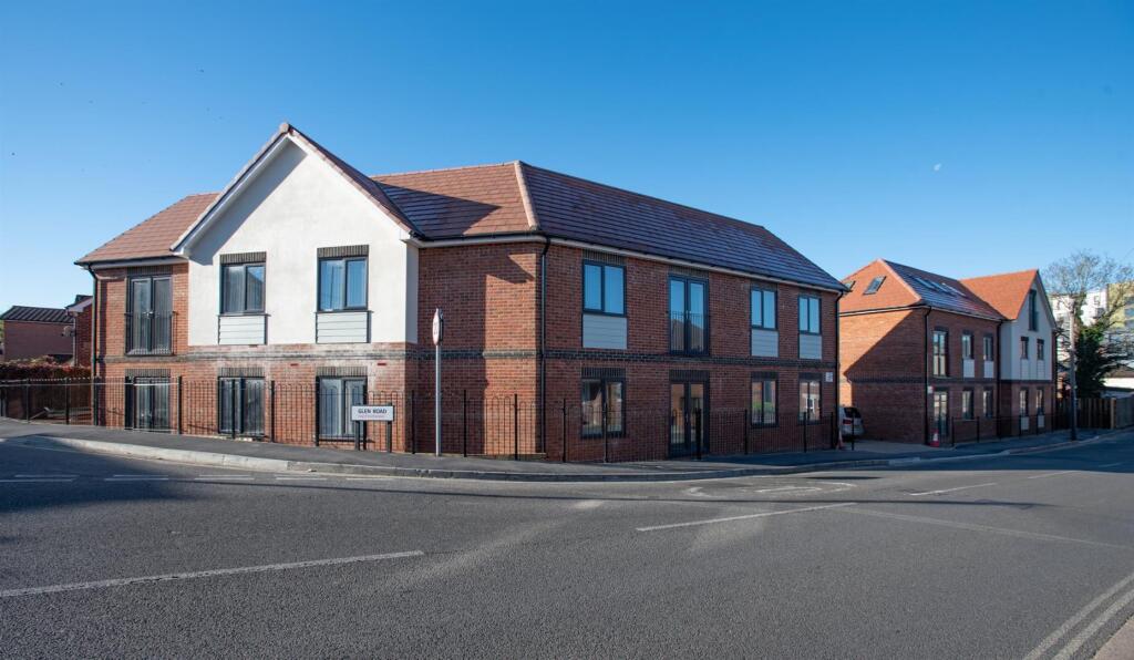 2 bed Apartment for rent in Southampton. From Questmap Ltd - Southampton