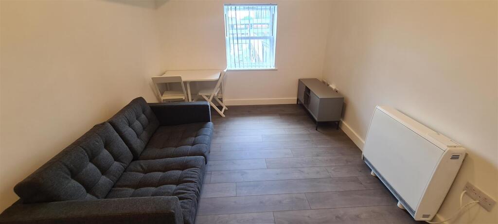 2 bed Apartment for rent in Southampton. From Questmap Ltd - Southampton 2 bed Apartment for rent in Southampton. From Questmap Ltd - Southampton