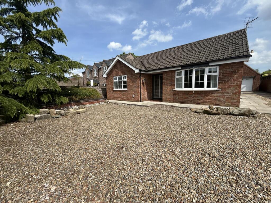 2 bed Detached bungalow for rent in Sutton upon Derwent. From R M English Yorkshire Limited - Pocklington