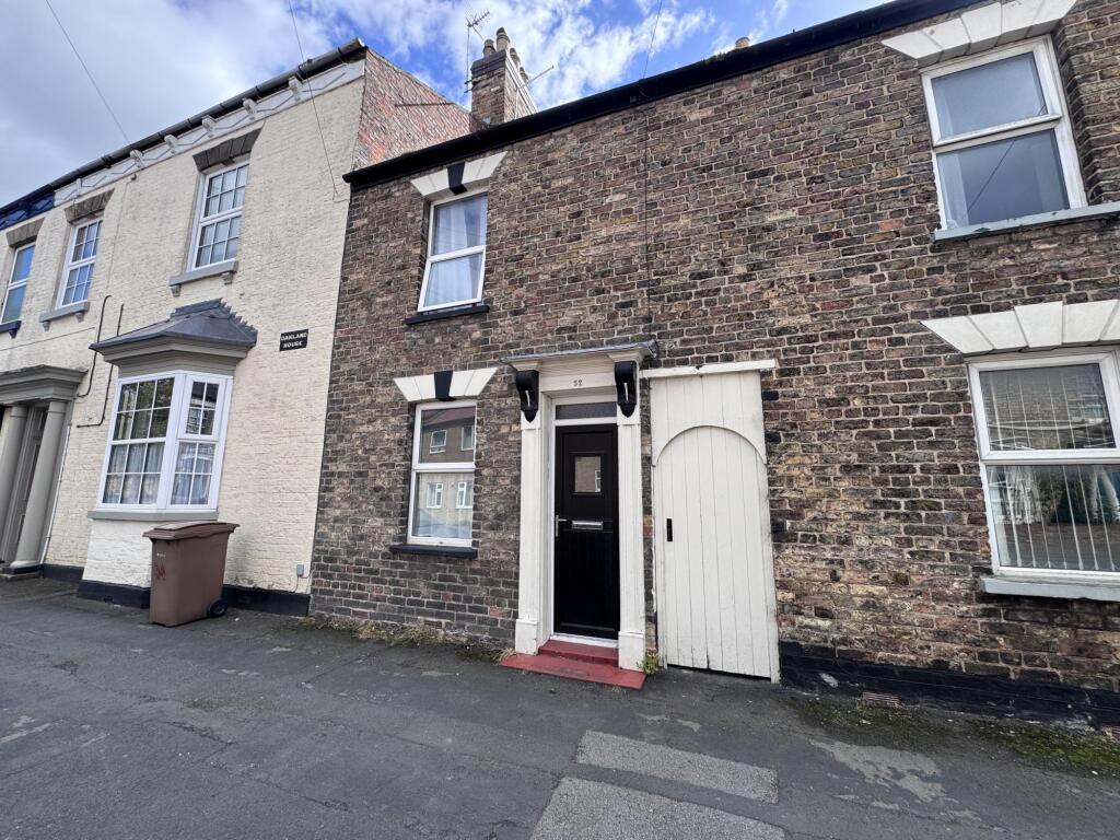 2 bed Mid Terraced House for rent in Pocklington. From R M English Yorkshire Limited - Pocklington 2 bed Mid Terraced House for rent in Pocklington. From R M English Yorkshire Limited - Pocklington