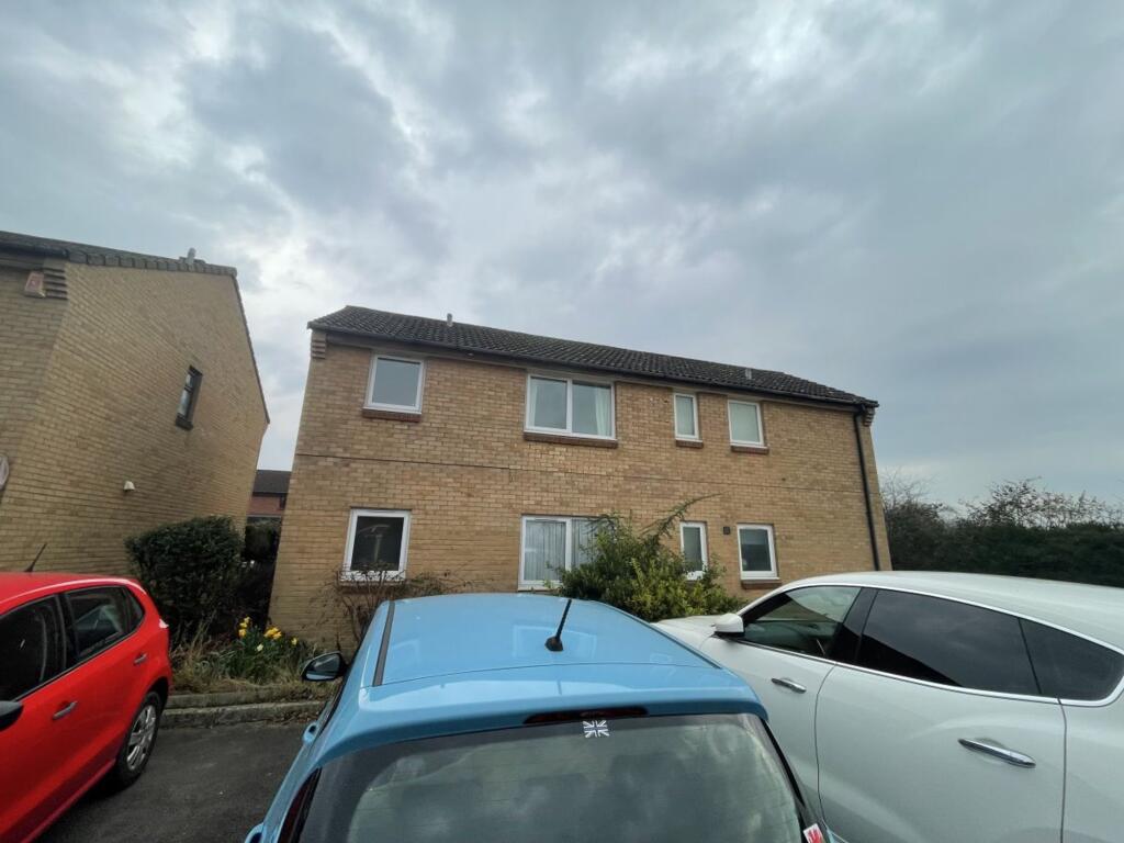 0 bed Studio for rent in Churchdown. From RA Flatt Residential Letting Ltd - Cheltenham