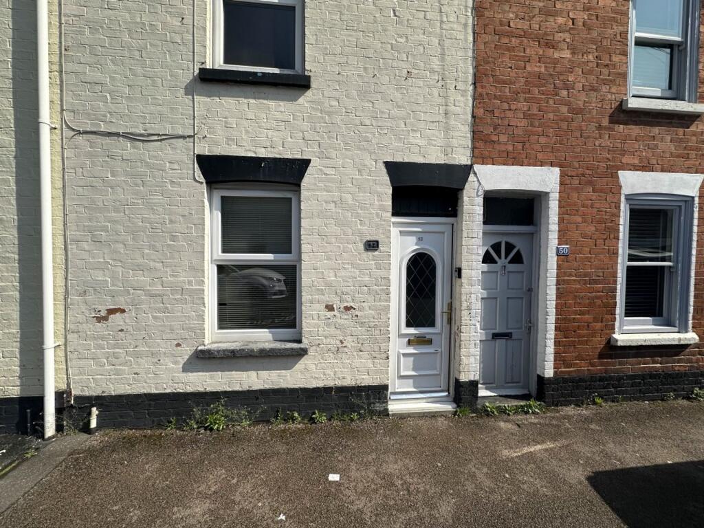 2 bed Mid Terraced House for rent in Gloucester. From RA Flatt Residential Letting Ltd - Cheltenham