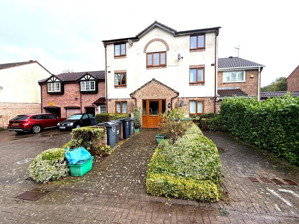 1 bed 1st Floor Flat for rent in Churchdown. From RA Flatt Residential Letting Ltd - Cheltenham