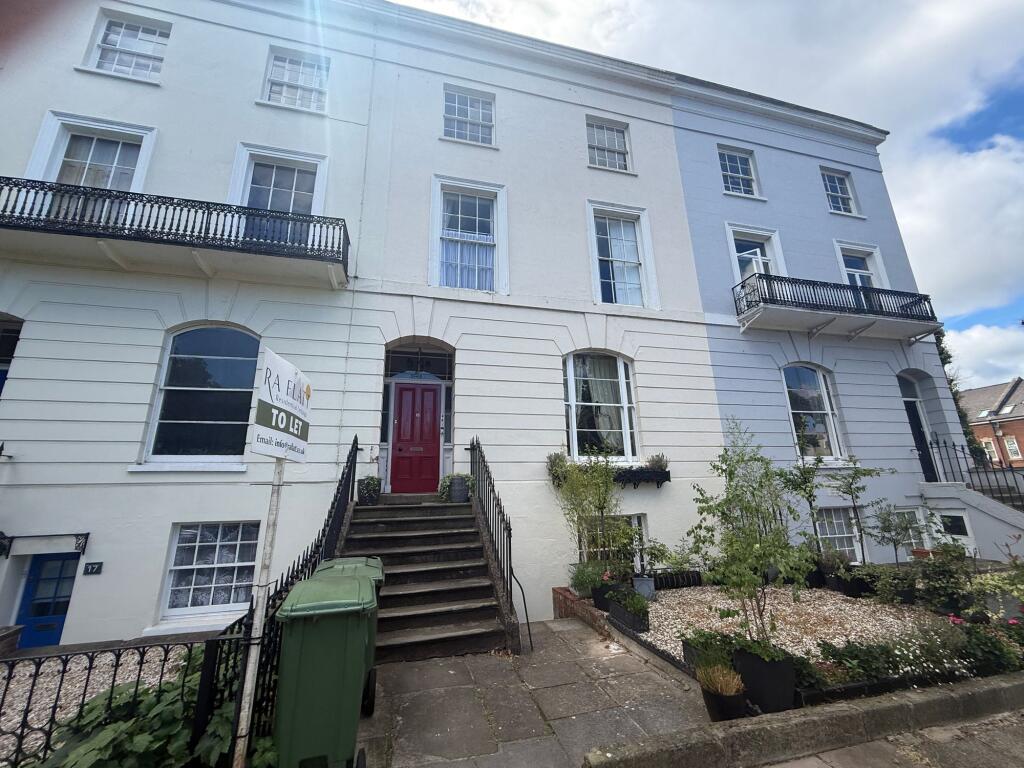 2 bed 1st Floor Flat for rent in Cheltenham. From RA Flatt Residential Letting Ltd - Cheltenham