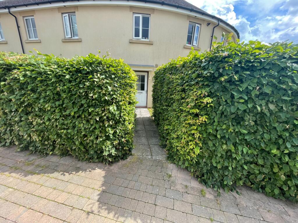 1 bed 1st Floor Flat for rent in Little Witcombe. From RA Flatt Residential Letting Ltd - Cheltenham