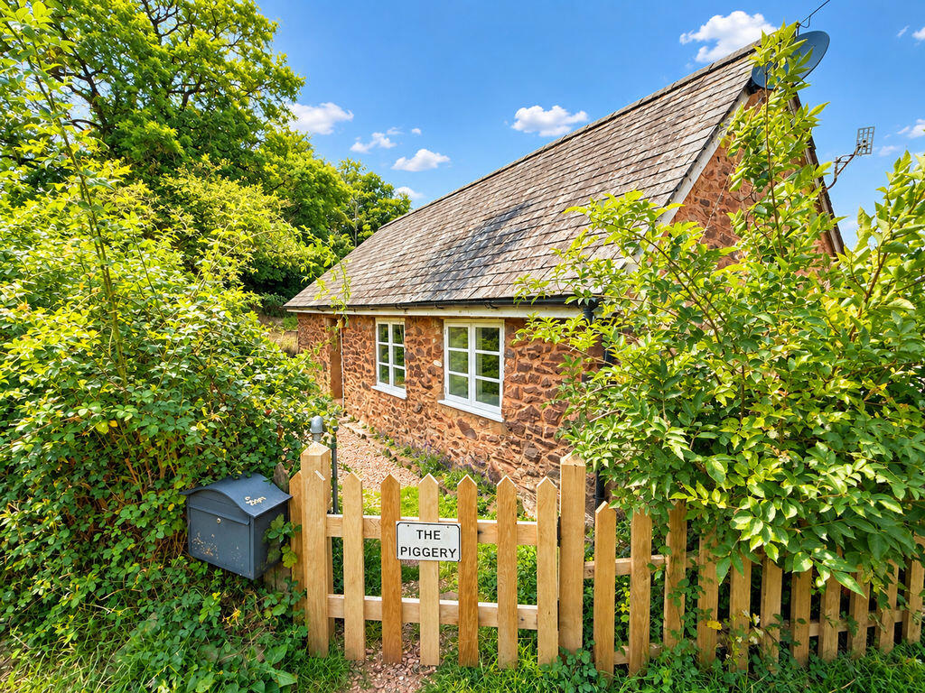 1 bed Detached bungalow for rent in Timberscombe. From Red Deer Country - Williton 1 bed Detached bungalow for rent in Timberscombe. From Red Deer Country - Williton
