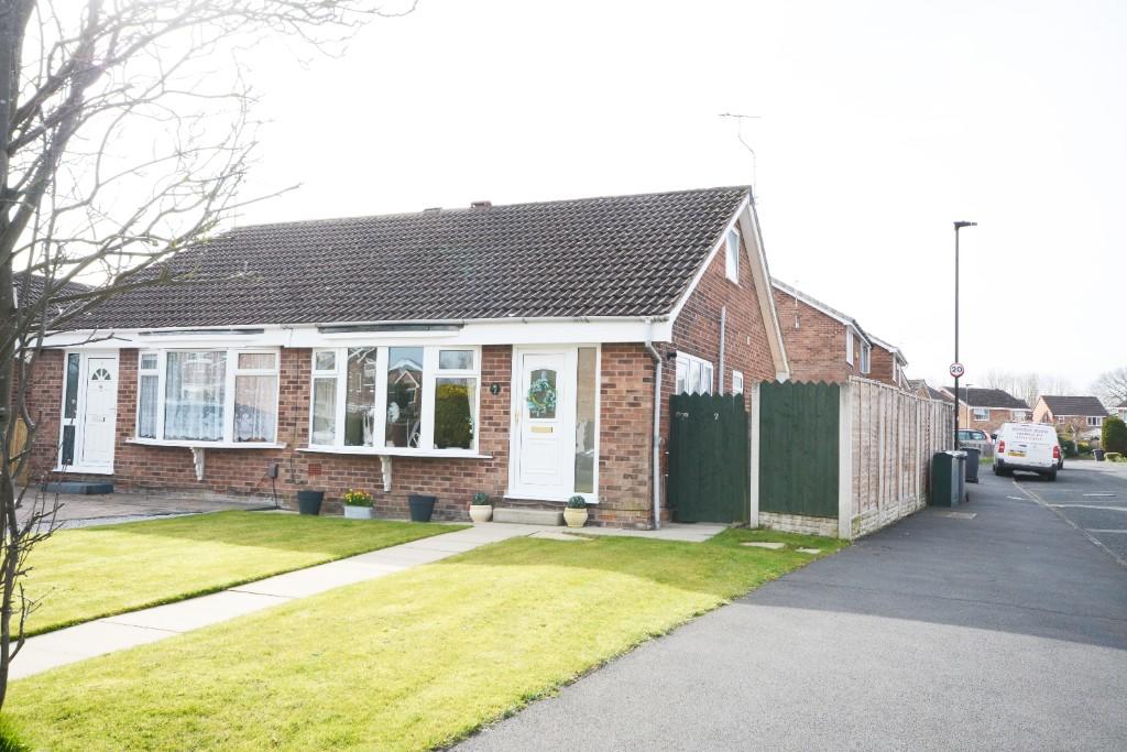 2 bed Semi-detached bungalow for rent in Knapton. From Redmove - York
