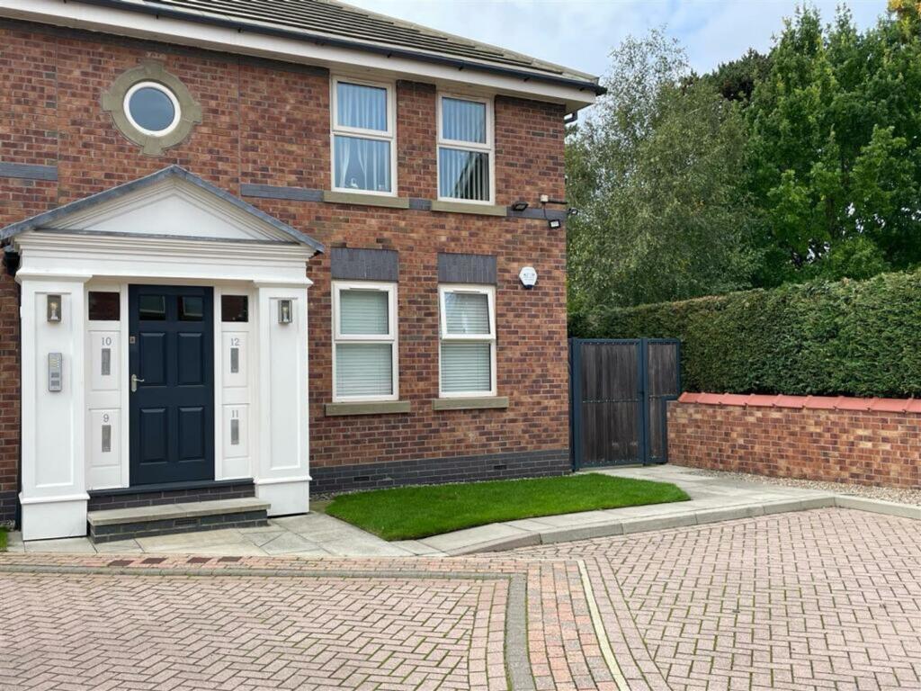 2 bed 1st Floor Flat for rent in Heslington. From Redmove Ltd. 2 bed 1st Floor Flat for rent in Heslington. From Redmove Ltd.