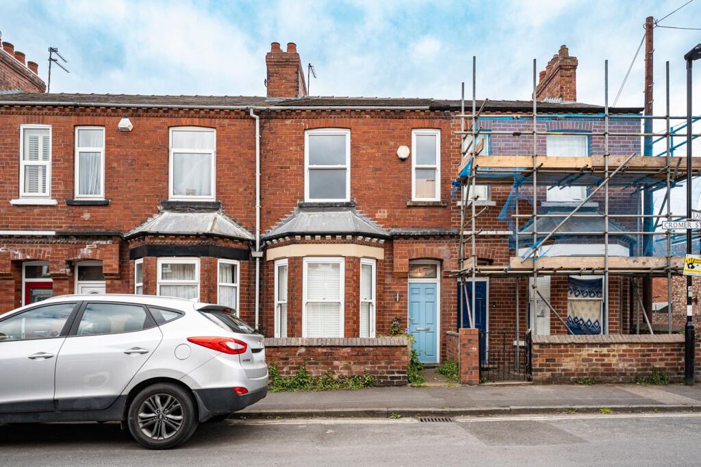 3 bed Mid Terraced House for rent in Skelton. From Redmove Ltd.