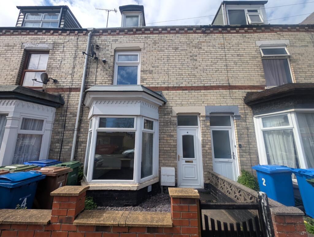 4 bed Mid Terraced House for rent in Carnaby. From Reeds Rains - Bridlington