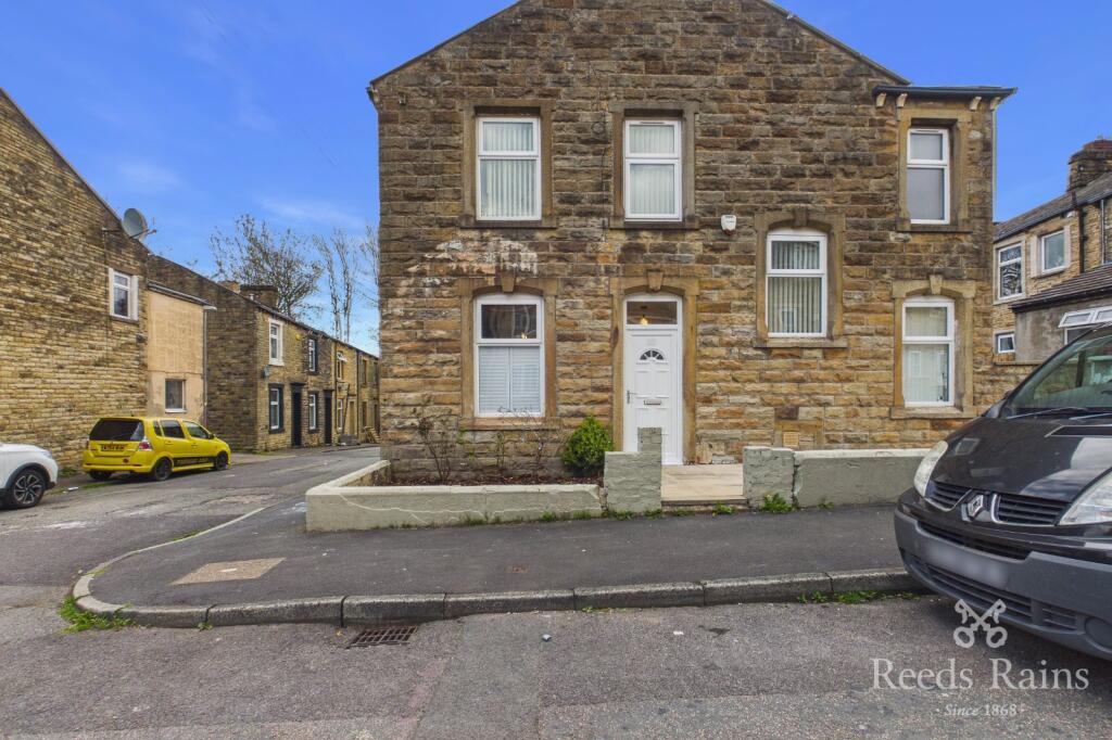 3 bed End of Terrace for rent in Fence. From Reeds Rains - Burnley 3 bed End of Terrace for rent in Fence. From Reeds Rains - Burnley