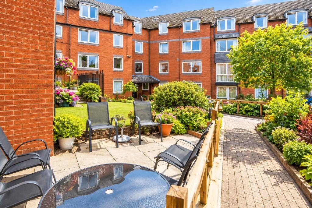 1 bed Penthouse for rent in Chester. From Reeds Rains - Chester 1 bed Penthouse for rent in Chester. From Reeds Rains - Chester
