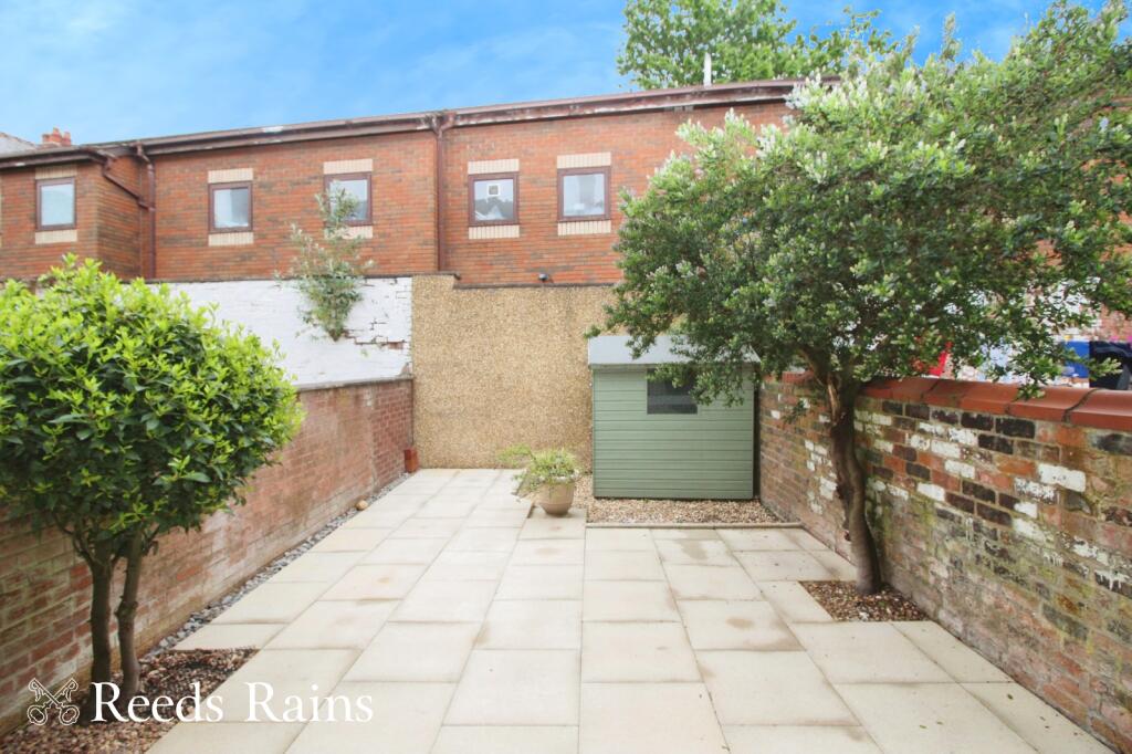 2 bed Mid Terraced House for rent in Chorley. From Reeds Rains - Chorley 2 bed Mid Terraced House for rent in Chorley. From Reeds Rains - Chorley