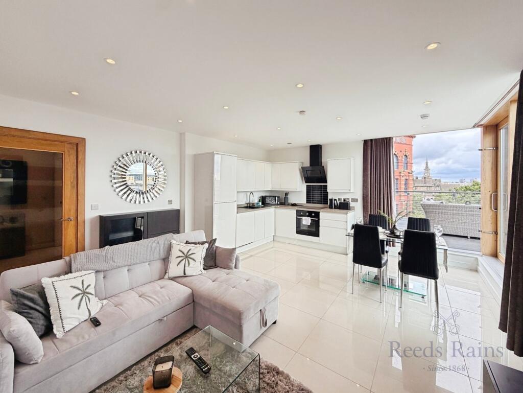 2 bed Penthouse for rent in Newcastle upon Tyne. From Reeds Rains - Consett