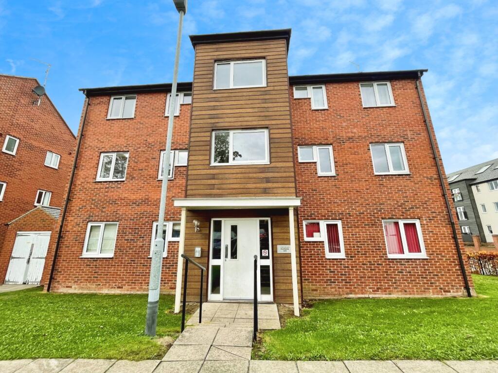 2 bed Apartment for rent in Sandhills. From Reeds Rains - Crossgates