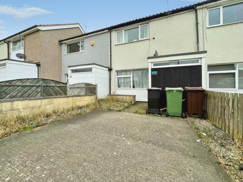 2 bed Mid Terraced House for rent in Sandhills. From Reeds Rains - Crossgates 2 bed Mid Terraced House for rent in Sandhills. From Reeds Rains - Crossgates