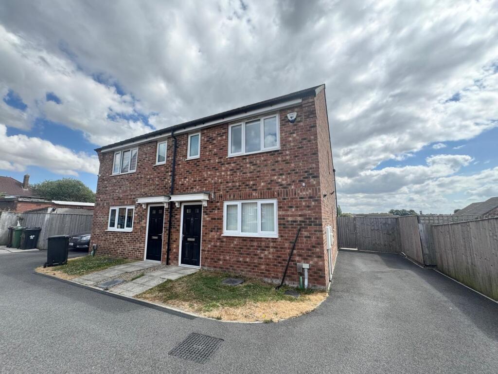 3 bed Semi Detached for rent in Sandhills. From Reeds Rains - Crossgates 3 bed Semi Detached for rent in Sandhills. From Reeds Rains - Crossgates