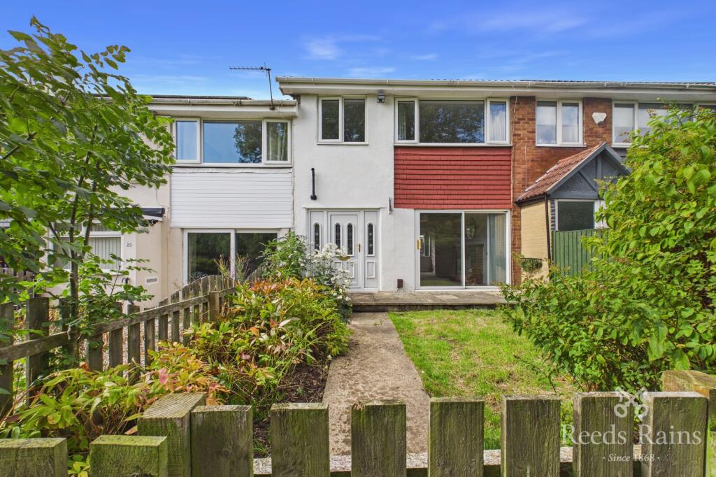 3 bed Mid Terraced House for rent in Swillington Common. From Reeds Rains - Crossgates 3 bed Mid Terraced House for rent in Swillington Common. From Reeds Rains - Crossgates