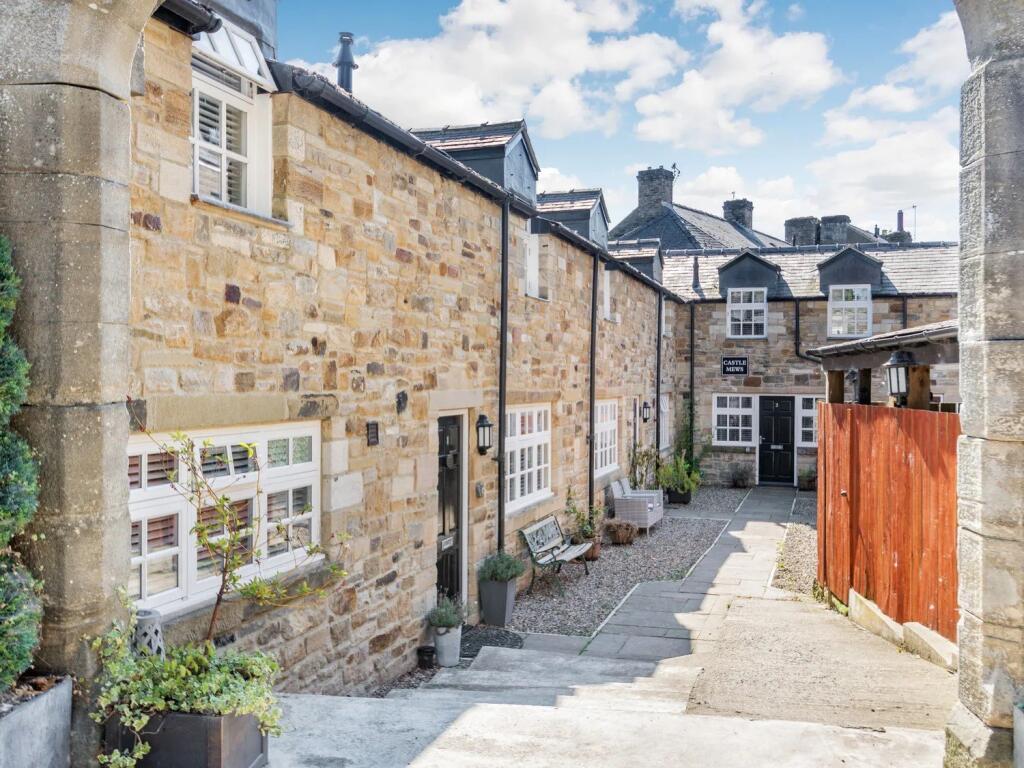 2 bed End of Terrace for rent in Stanhope. From Reeds Rains - Durham City