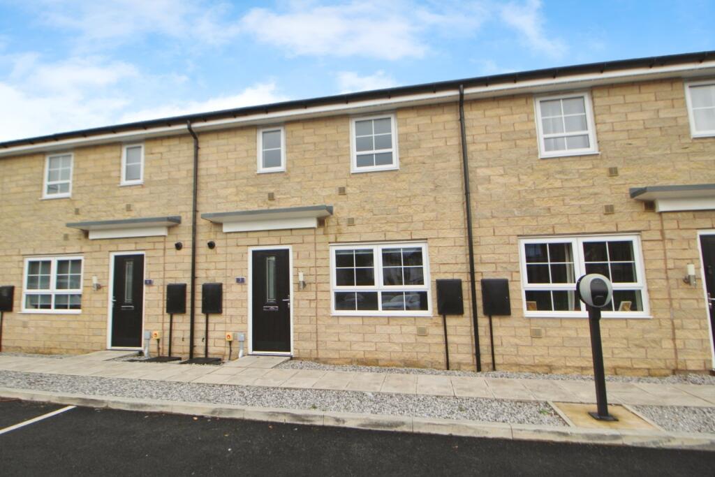 2 bed Mid Terraced House for rent in Mottram in Longdendale. From Reeds Rains - Glossop 2 bed Mid Terraced House for rent in Mottram in Longdendale. From Reeds Rains - Glossop