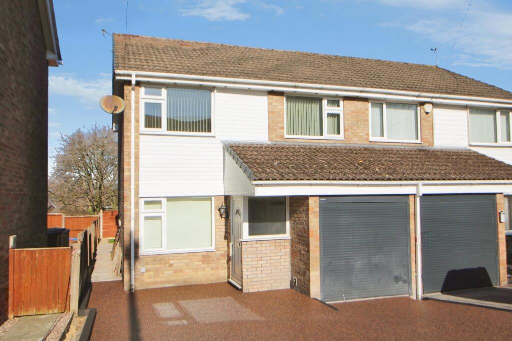 3 bed Semi Detached for rent in Dinting Vale. From Reeds Rains - Glossop 3 bed Semi Detached for rent in Dinting Vale. From Reeds Rains - Glossop