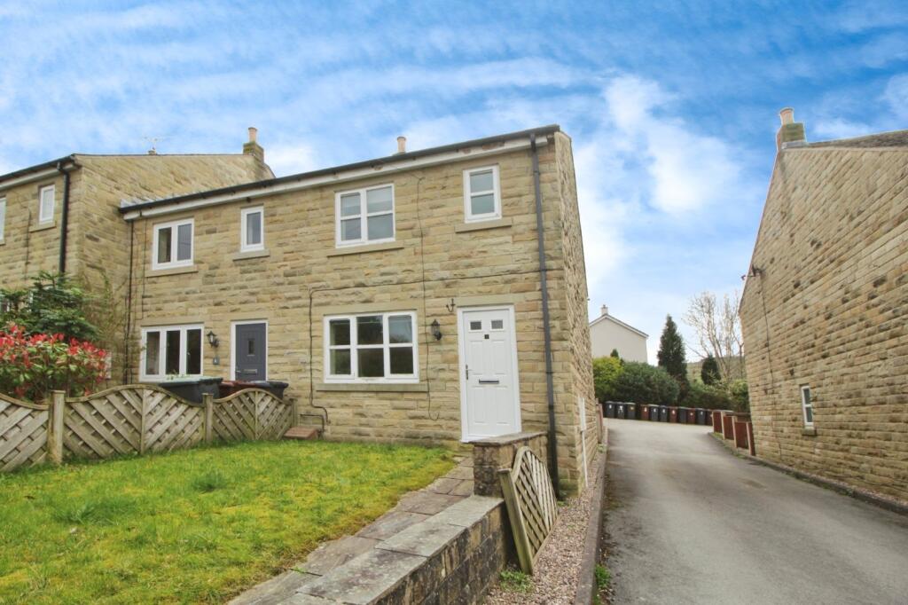 2 bed End of Terrace for rent in Glossop. From Reeds Rains - Glossop