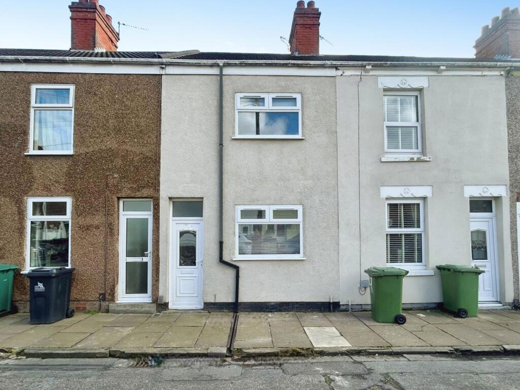 2 bed Mid Terraced House for rent in Grimsby. From Reeds Rains - Grimsby 2 bed Mid Terraced House for rent in Grimsby. From Reeds Rains - Grimsby