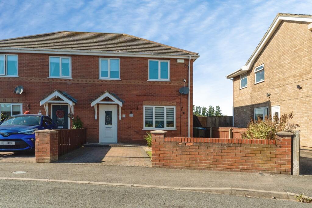 3 bed Semi Detached for rent in Grimsby. From Reeds Rains - Grimsby 3 bed Semi Detached for rent in Grimsby. From Reeds Rains - Grimsby