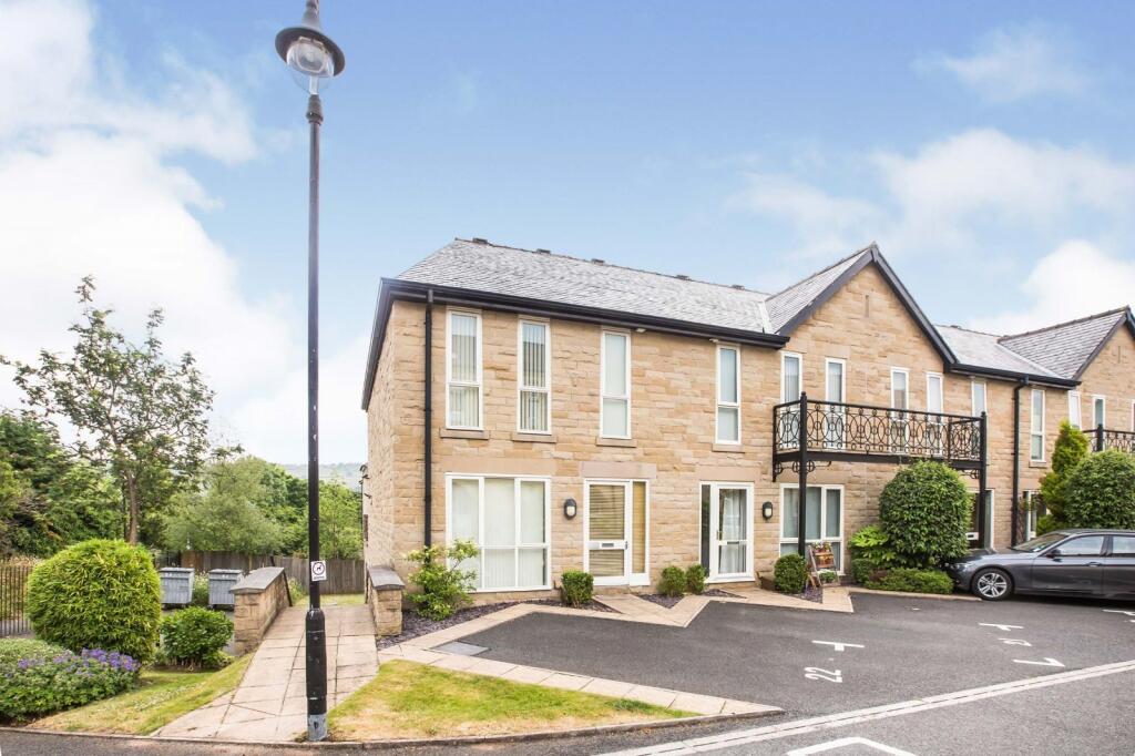 3 bed End of Terrace for rent in Halifax. From Reeds Rains - Halifax