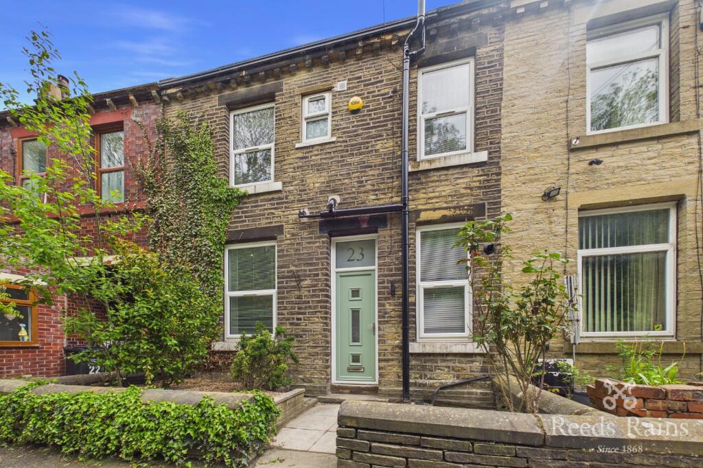 2 bed Mid Terraced House for rent in Lumbrook. From Reeds Rains - Halifax 2 bed Mid Terraced House for rent in Lumbrook. From Reeds Rains - Halifax