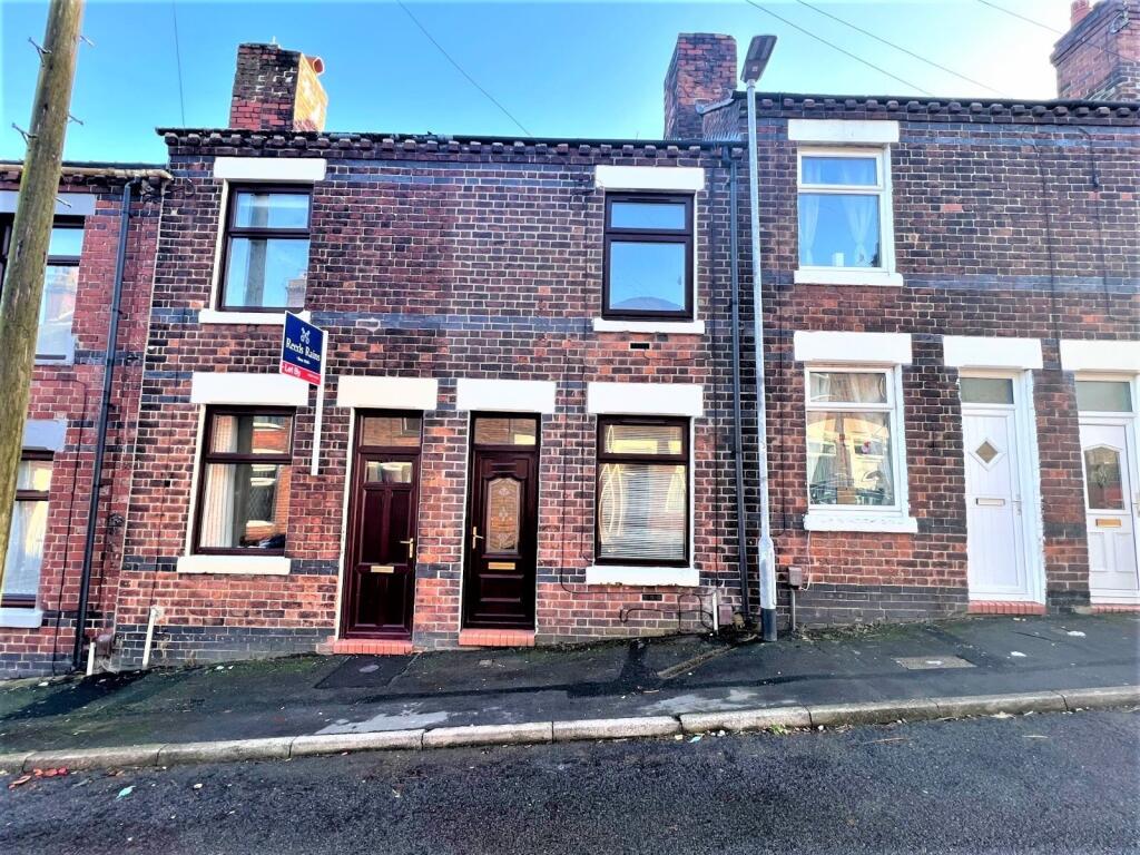 2 bed Mid Terraced House for rent in Cookshill. From Reeds Rains - Hanley